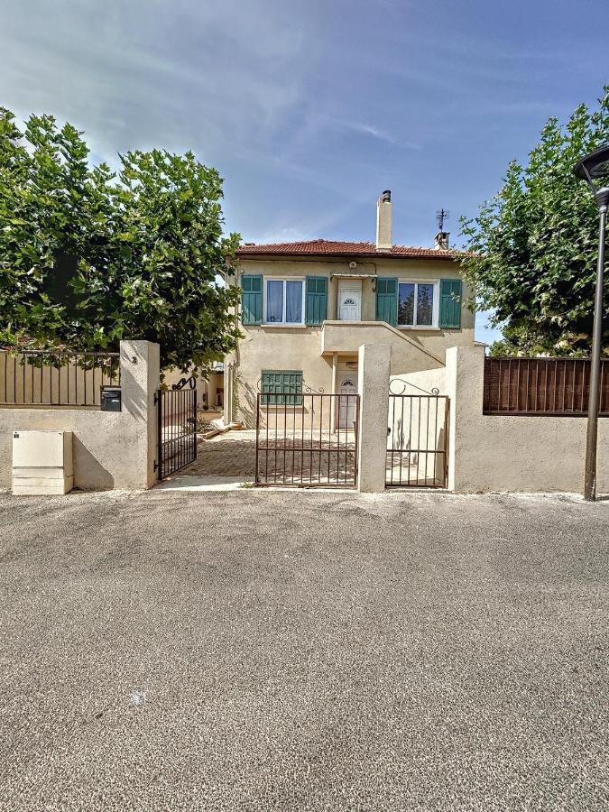 Charmante Maison De Ville Avec Jardin, Terrasse Et Terrain De Petanque Fos-sur-Mer Buitenkant foto